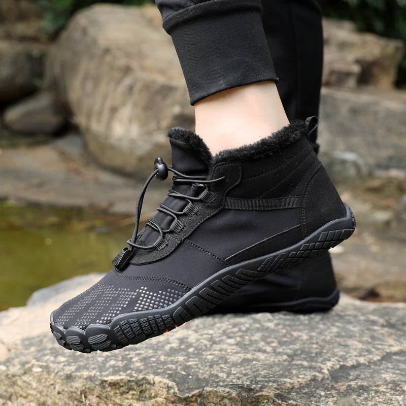 MountainShield™ – Warm Winter Hiking Shoes