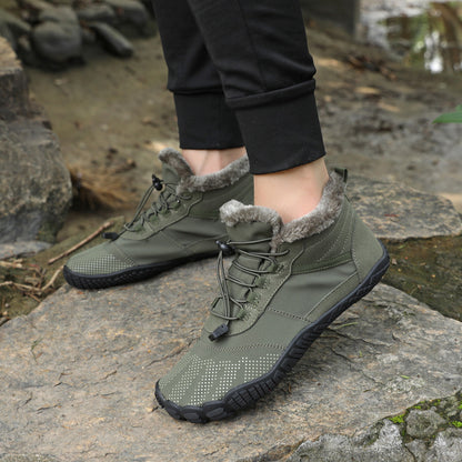 MountainShield™ – Warm Winter Hiking Shoes